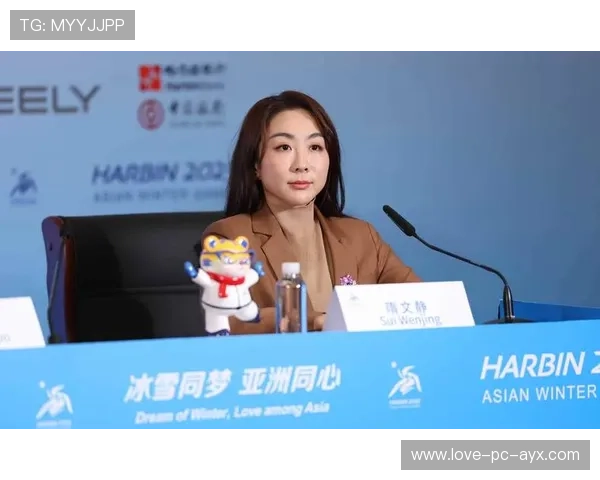 花样滑冰与时尚品牌跨界推出服饰系列，销量火爆